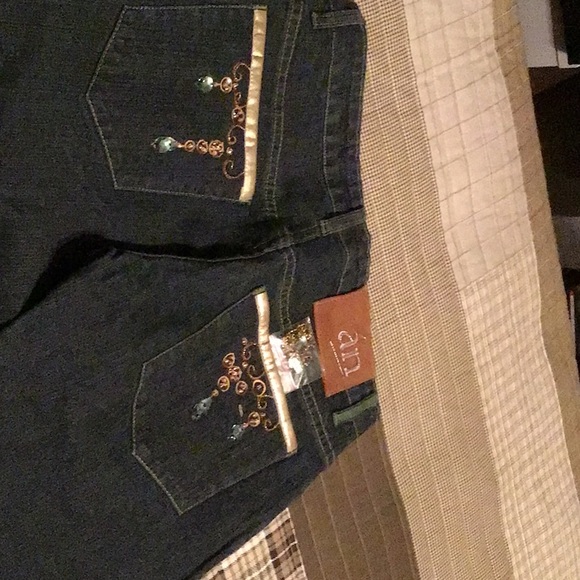 Nice jeans flare bottom size 27 new no tags - Picture 4 of 6